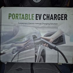 !! BRAND NEW, NEVER USED !! Portable Ev Car Charger (BRAND NEW) !!