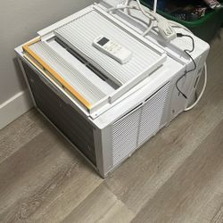 Window AC Unit