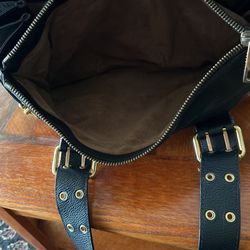 Marc Jacobs Black Leather Crossbody Bag for Sale in Santa Ana, CA - OfferUp