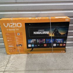 Hd385 55” Vizio smart 4k led Uhd tv floor model 