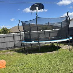 Trampolín