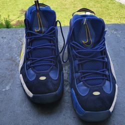 Nike Air Max for Sale in Cleveland, OH - OfferUp