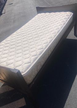 TWIN SIZE BED