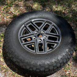 5 ROADIAN ATX Tires With Rims