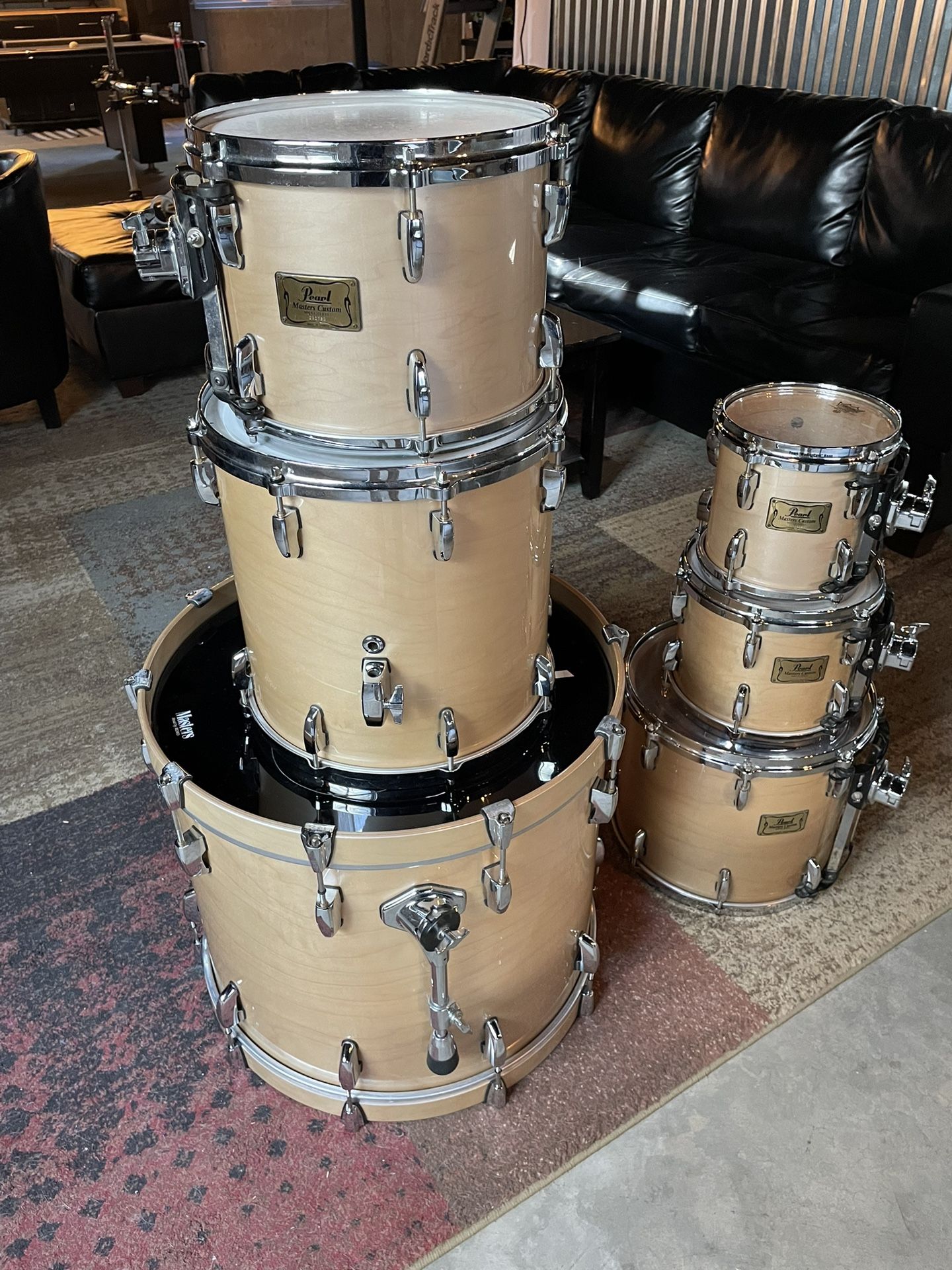 Pearl Masters Custom Maple 6-piece Drum Kit - Platinum Mist Finish
