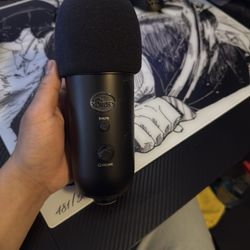 Blue Yeti Blackout