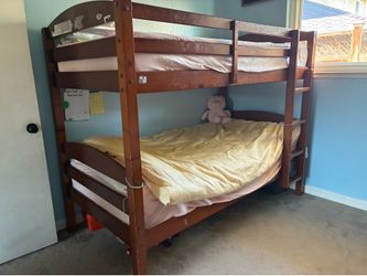Bunk bed