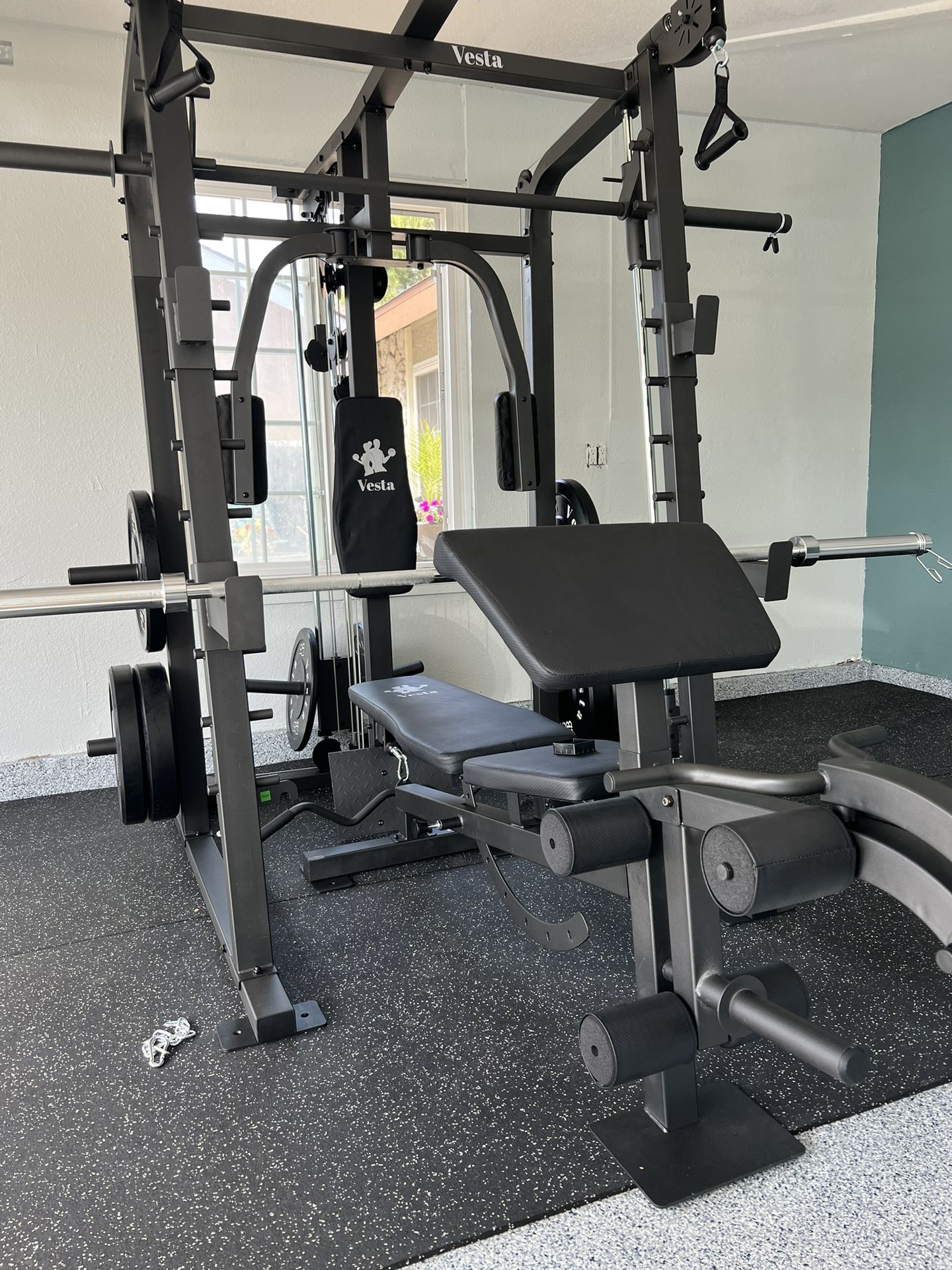 SMITH MACHINE/ PULLEY SYSTEM/ ADJUSTABLE MULTI USE BENCH/ WEIGHTS/ BARBELL/ GYM EQUIPMENT/ FREE DELIVERY 🚚 