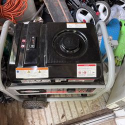 Briggs & Stratton Generator 
