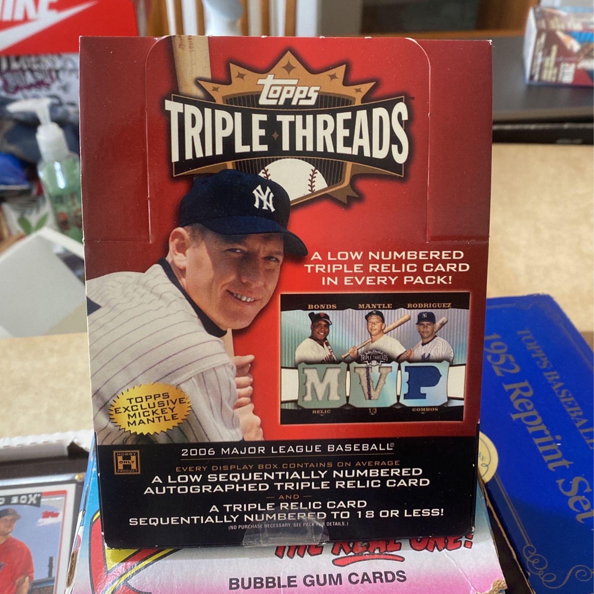2006 Topps Triple Threads Hobby Box