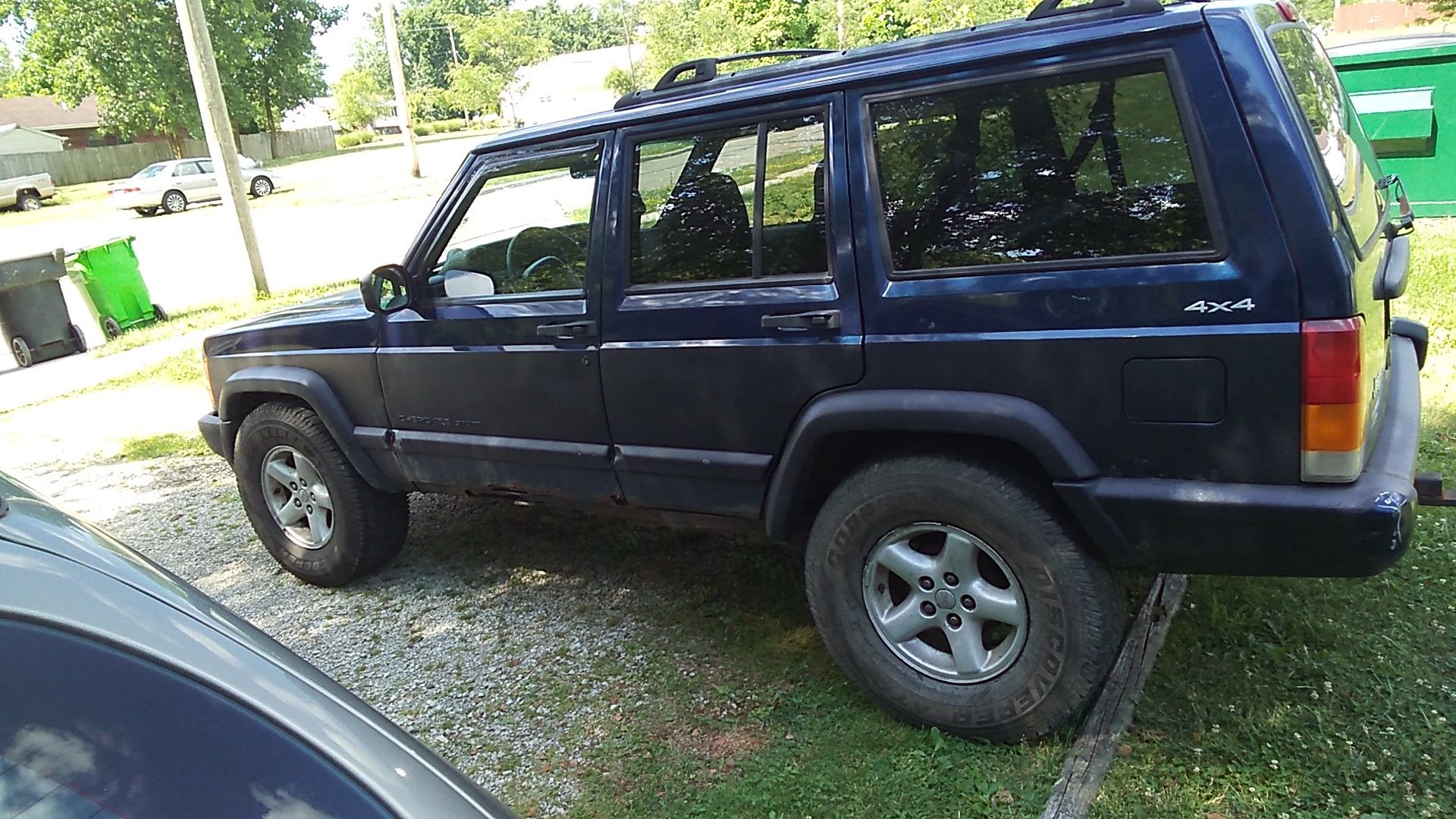 2000 Jeep Cherokee