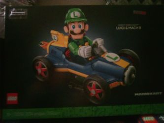 LEGO Mario Kart Luigi & Mach 8 Set