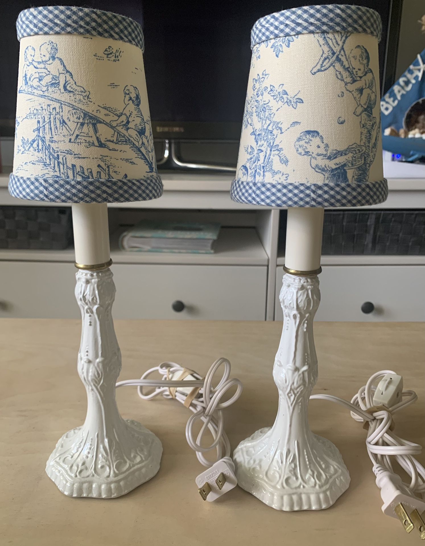 Set of 2 French shabby chic Candlestick Table Lamp/Nursery/Baby