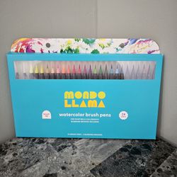 Mondo Llama Watercolor Brush Pens