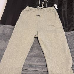 FEAR OF GOD ESSENTIAL SWEATPANTS