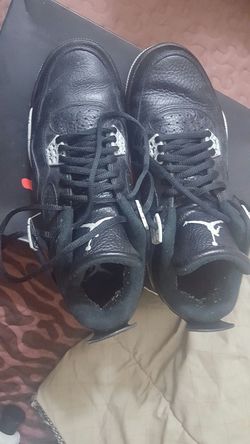 Air Jordan 4 retro LS size 8
