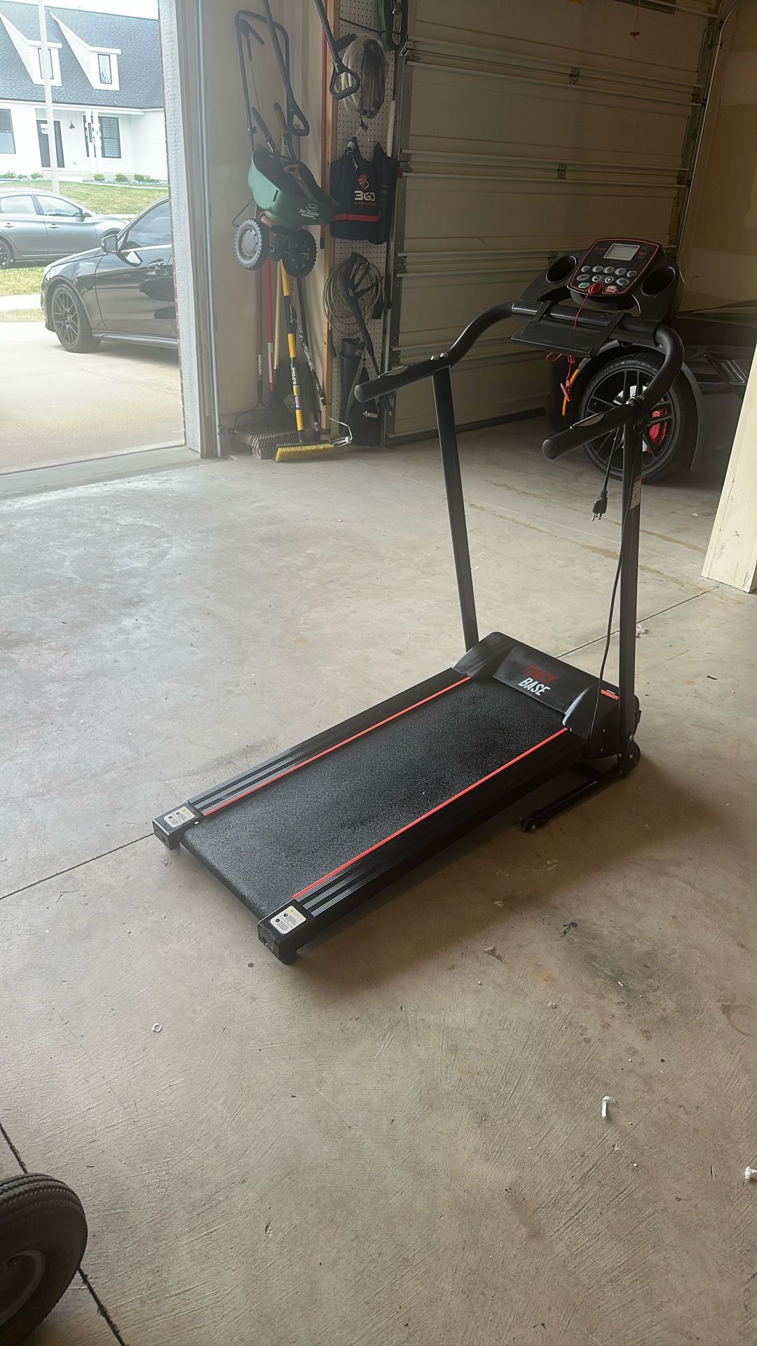 SereneLife SLFTRD18 Folding Treadmill – Track Base Smart Digital