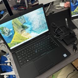 Computer Laptop Dell Latitude 