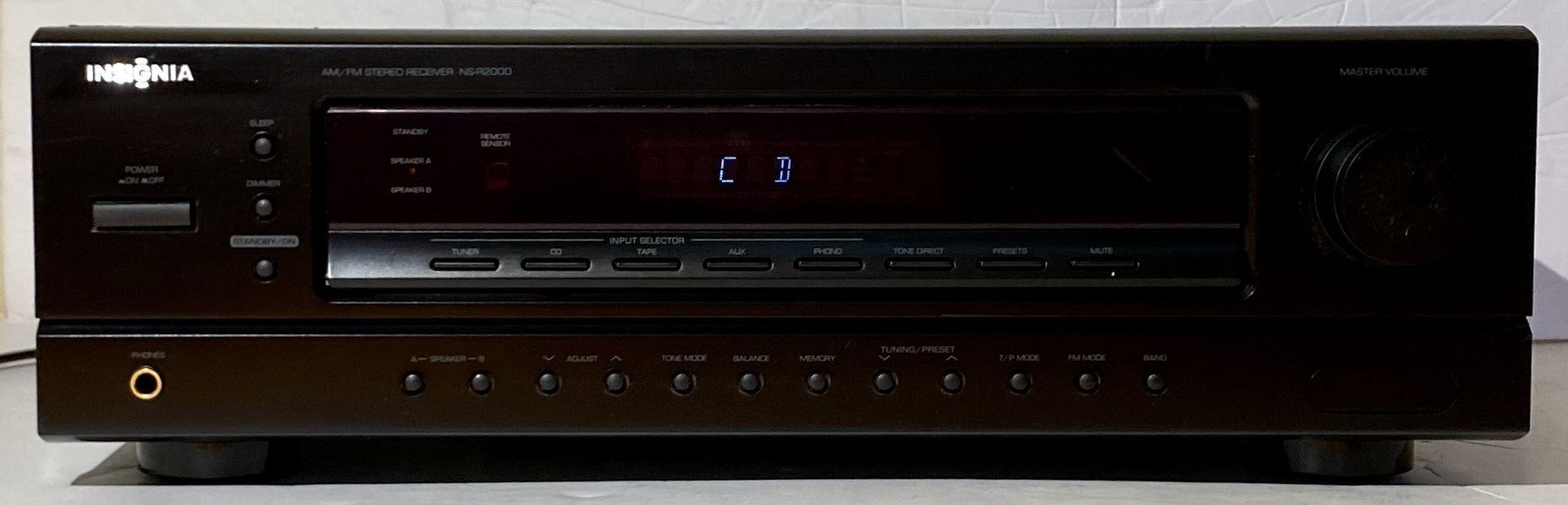 Insignia NS-R2000 Digital AM/FM 200W Stereo Receiver