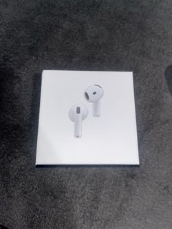 Apple AirPods Wireless Earbuds