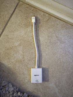 AmazonBasics Thunderbolt to HDMI Adapter