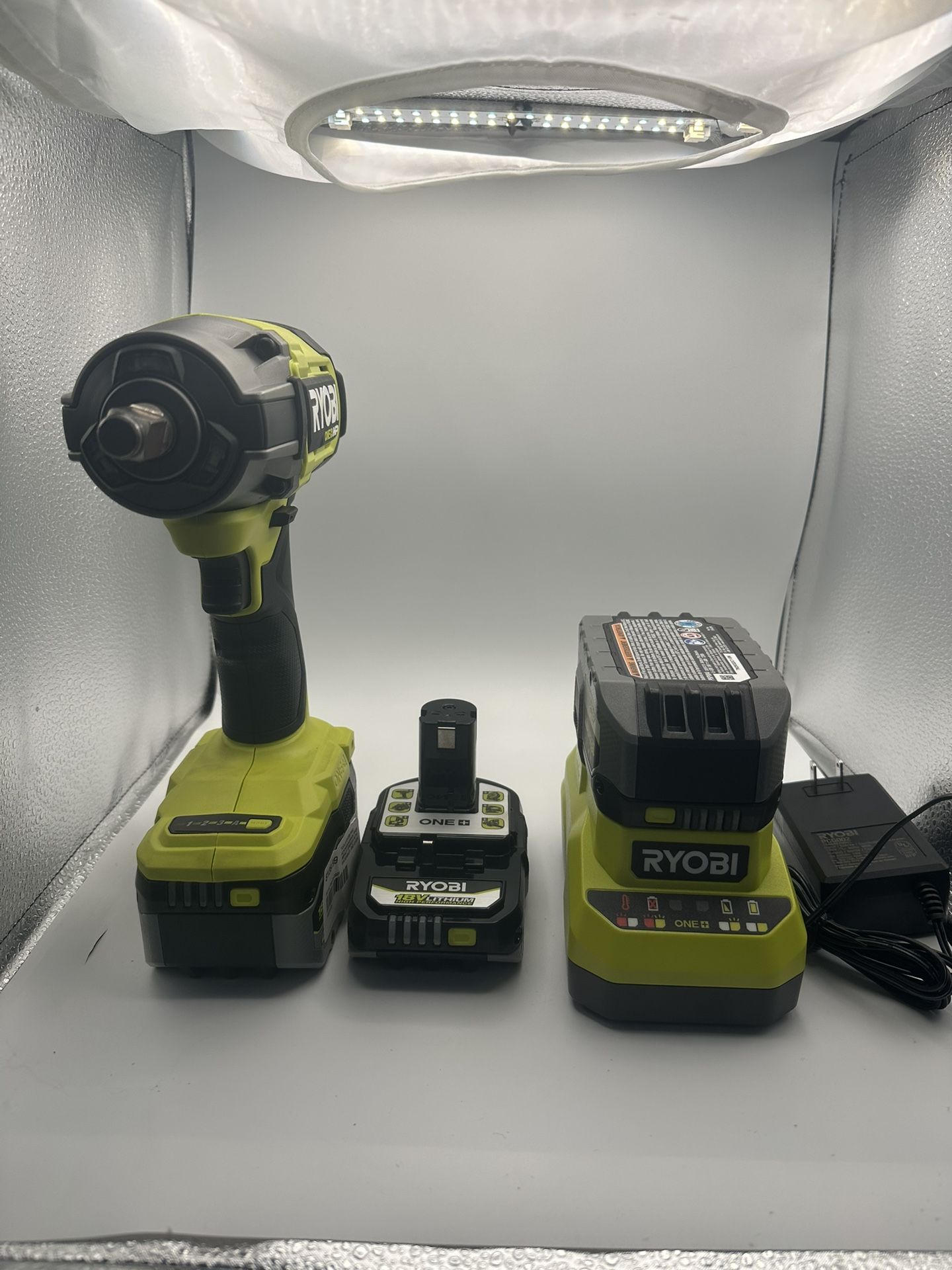 RYOBI IMPACT WRENCH