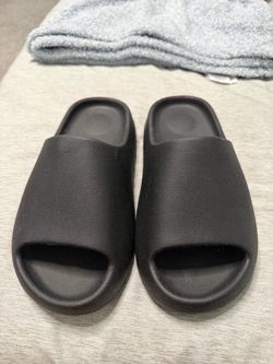Yzy YS-01 Black Foam Slide Sandals