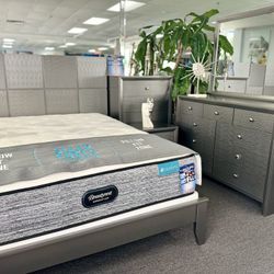 Beautiful Grey 5pc Bedroom Furniture Set On Amazing Deal Now $699 (Huge Saving)