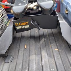 5th Wheel Truck Bed (Puck Mounting System) Hitch 