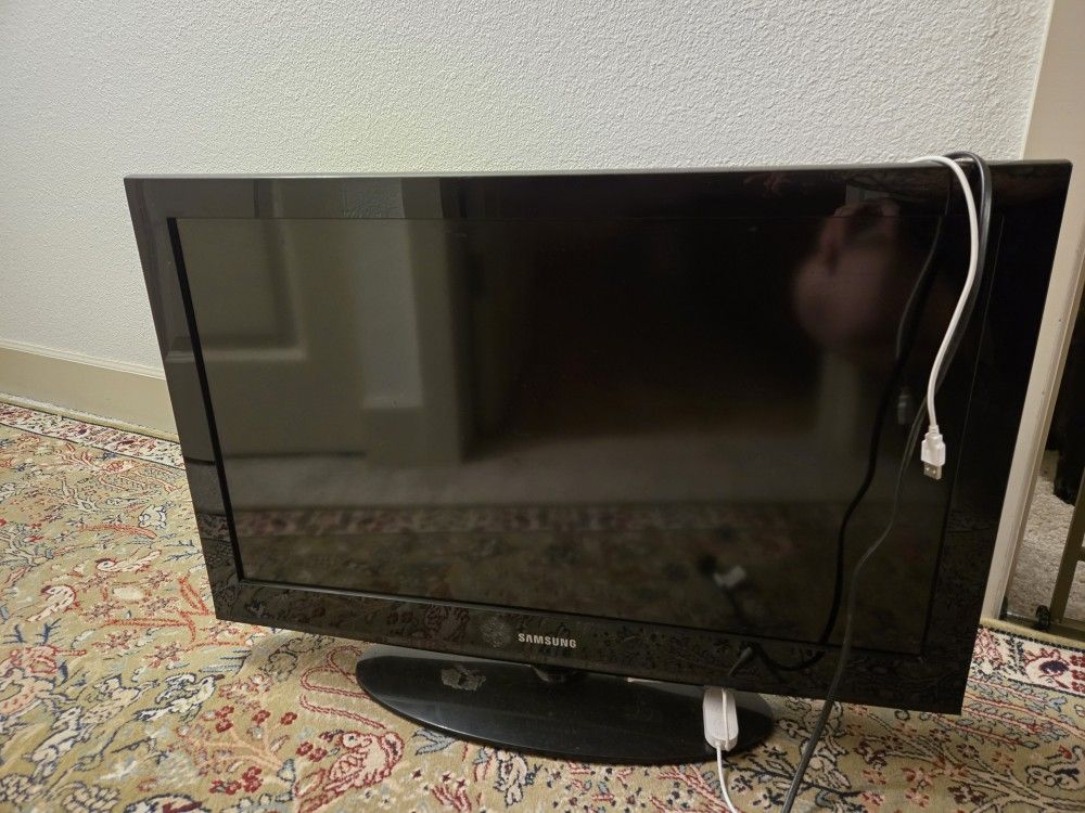 32" Samsung TV