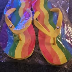 SNAPCHAT SANDALS 