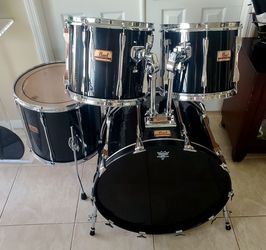 Drum set 4 pc Pearl Maple MLX