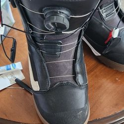 VANS Aura Pro Snowboard Boots