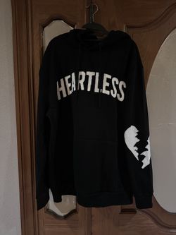 Heartless Hoodie Men’s XL