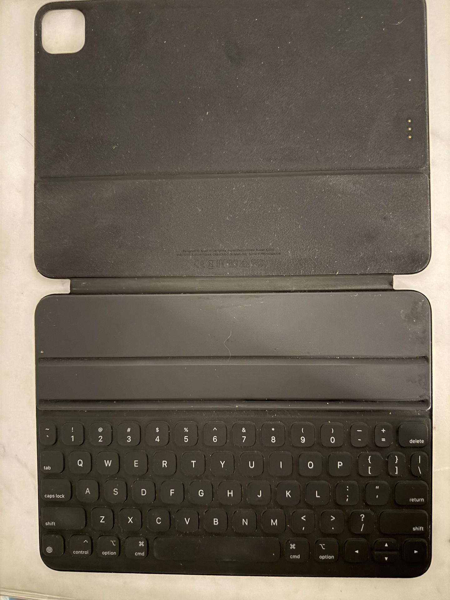 Apple Smart Keyboard Folio 11