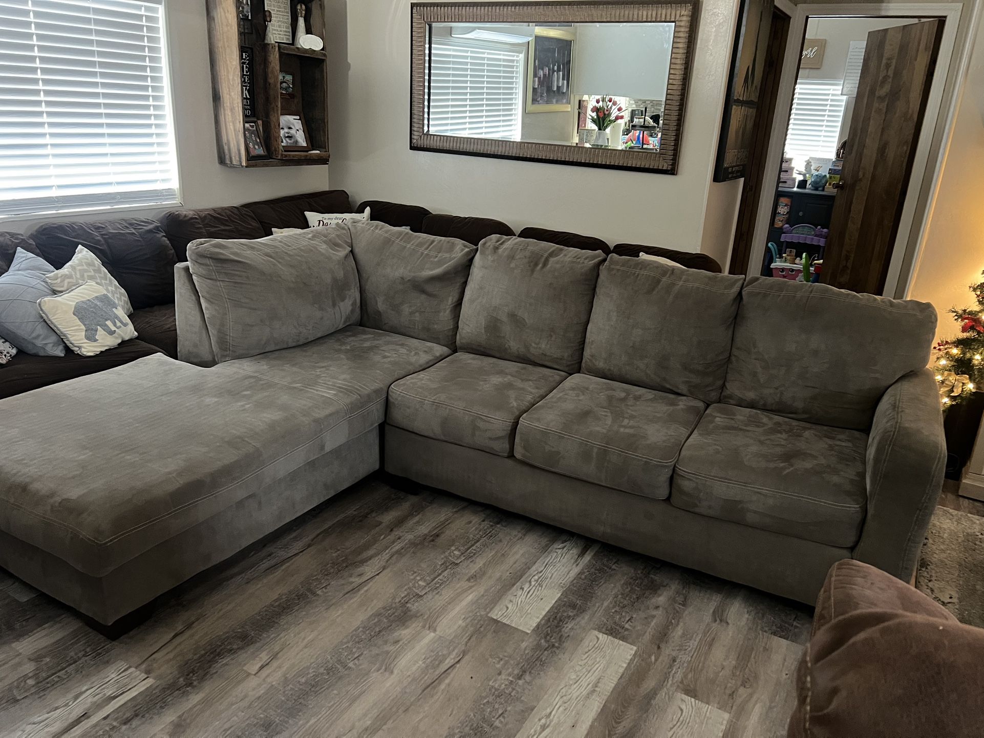 Small Sectional Gray Couch!
