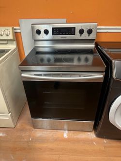 Stainless steel stove, estufa , white stove