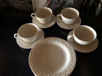 MSE microwave and dishwasher safe set of 4 teacups and saucers and 4 desserts plates