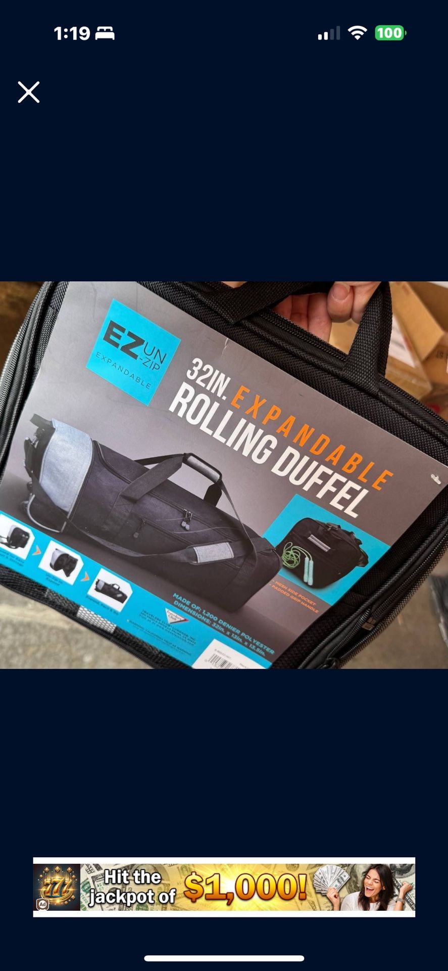 $30 NWT traveler’s club 32” expandable ez-unzip rolling duffle bag