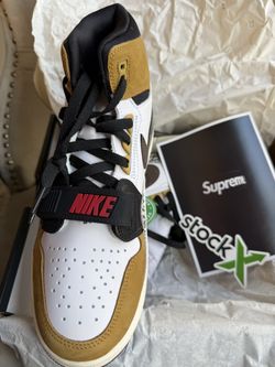 Authentic!!! Sneakers Brand New Size 9.5 US Men $150 