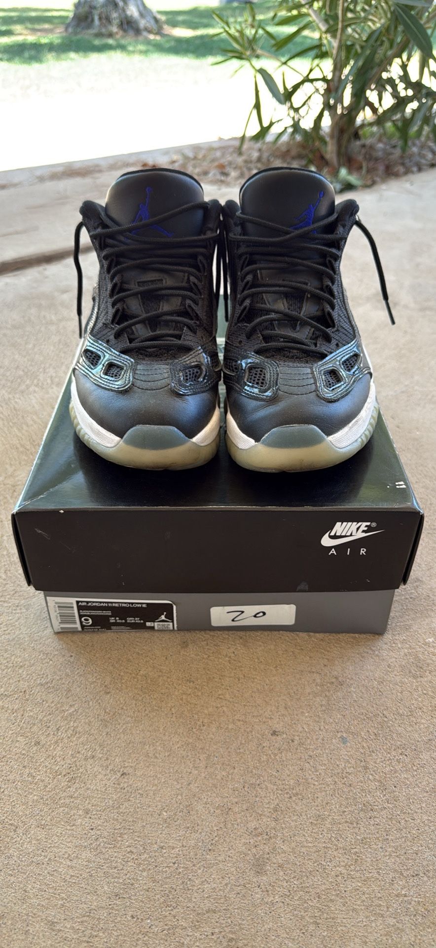 Air Jordan 11 Retro Low