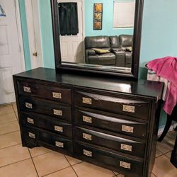 Mirror Dresser Good Condition Need Litle  Paint Is Solid Wood 