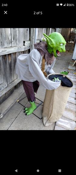 4FT Scary Goblin with lights and sound
