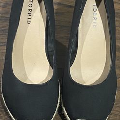  Torrid Whipstitch Wedge Sandal Size 8