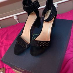 Black Shoes