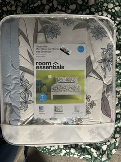Queen Comforter Set