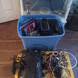 Miscellaneous Tech Bundle (See Description)