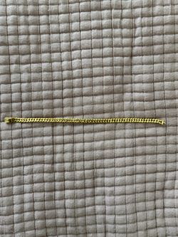 Pandora gold bracelet 7.1”