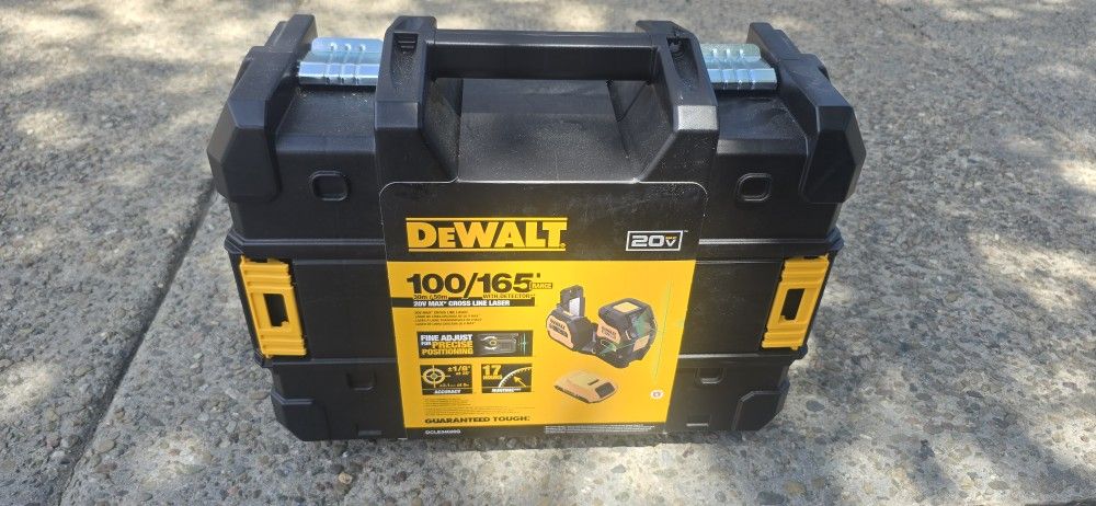 (NEW) DEWALT 20V MAX Cross Line Green Laser Cordless Kit DCLE34020G
