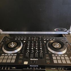numark ns7iii case odyssey